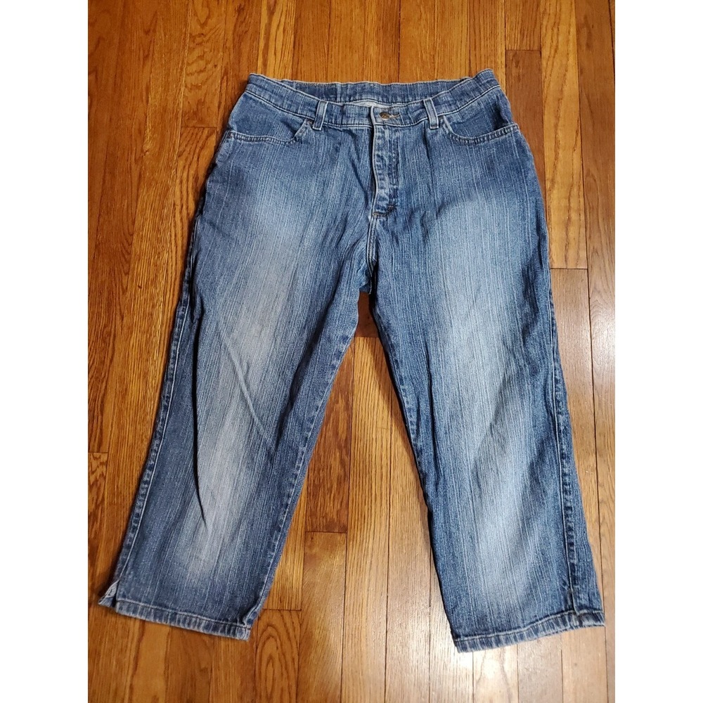 EUC Blu Jeans Premium‎ Quality Womens sz 14 M Capri High Rise Med Wash Slit Leg